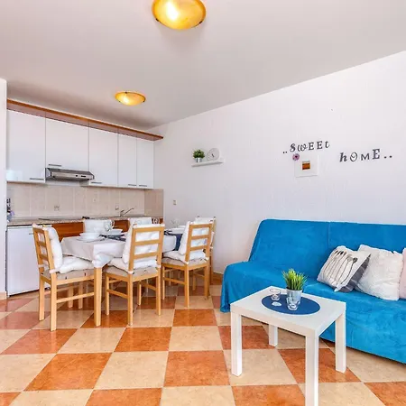 Apartament Mit Balkon Und Meerblick By Interhome *