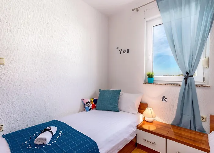 Apartamento Mit Balkon Und Meerblick By Interhome